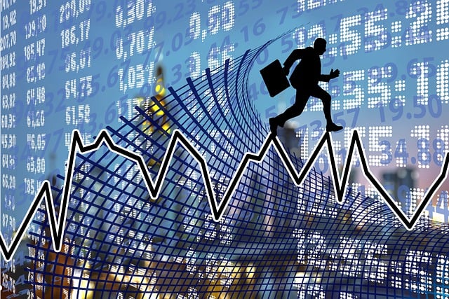 价格因素与资金情绪：驱动国际期货波动节奏的核心密钥